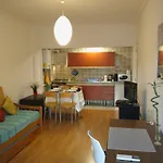 禅牛顿公寓 * Lisboa