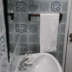 禅牛顿公寓 *